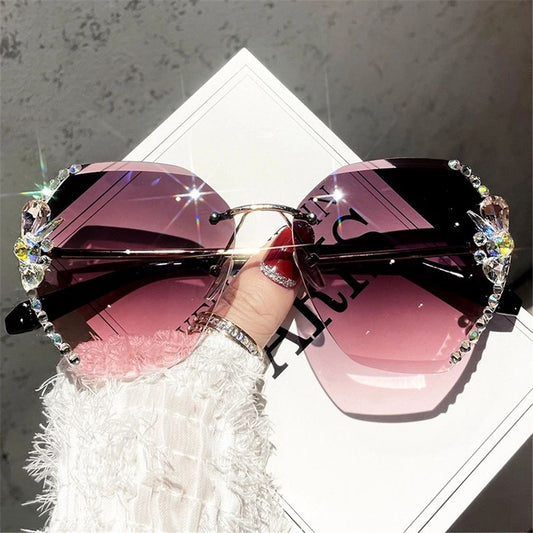 Vintage Rimless Rhinestone UV400 Sunglasses Fashion Brand Designer Sunglasses Retro Cutting Lens Gradient Sun Glass Female Shade