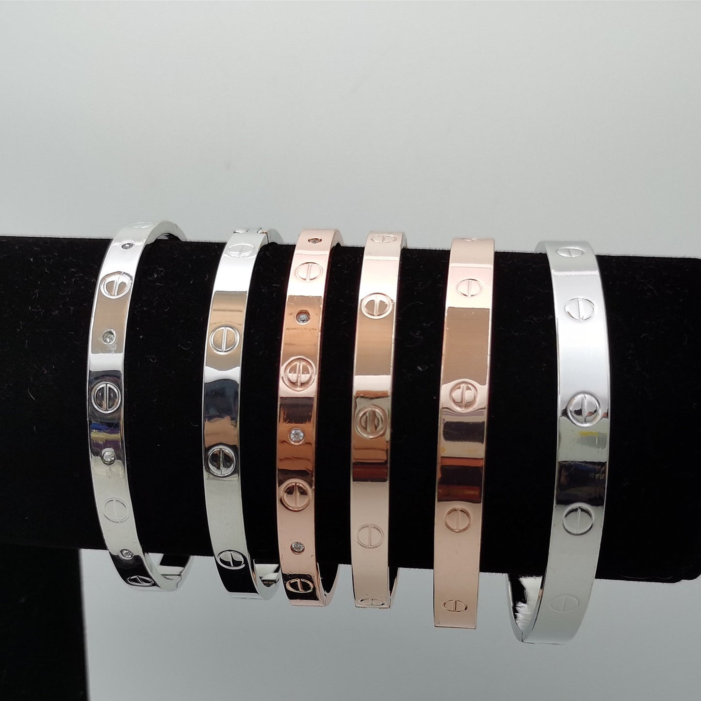 Bracelet with advanced feel, home bracelet with versatile fashion accessories, light luxury bracelet