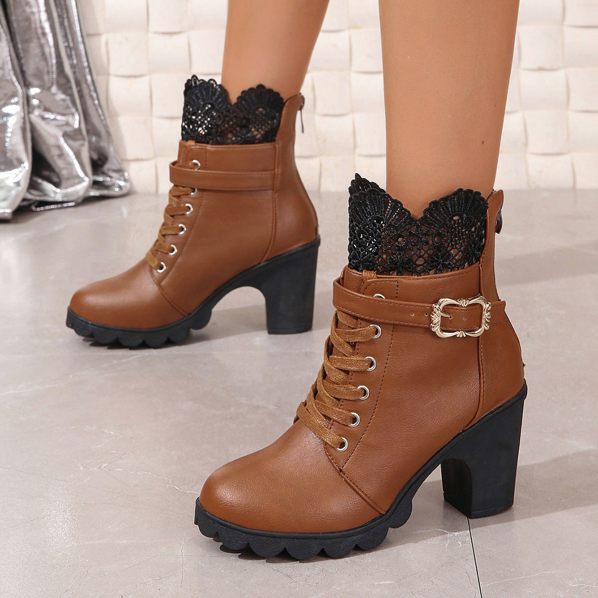 Women's Chunky Heel Waterproof Platform Lace Fashion Boots